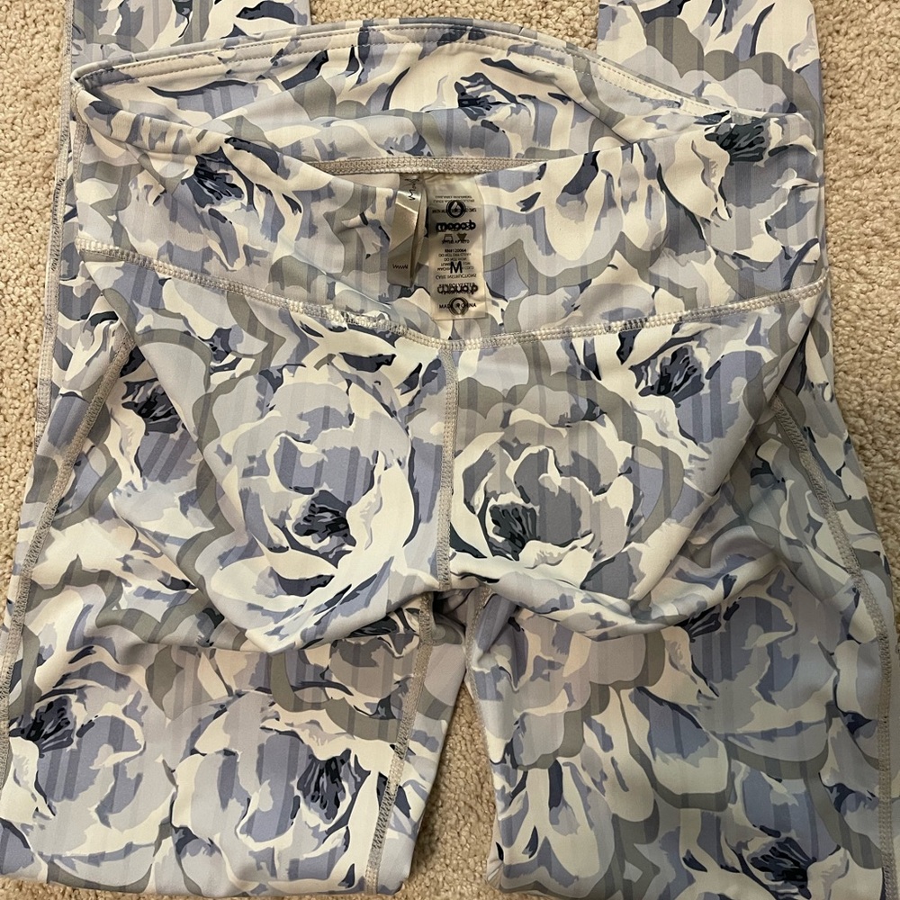 7/8 floral workout leggings
